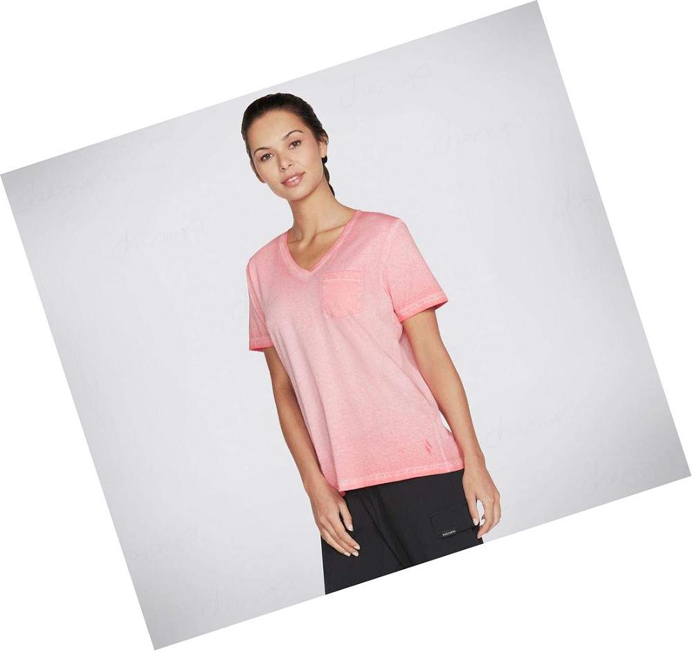 Camiseta Skechers Diamond Wash Hatha V-Neck Pocket Mujer Coral | A559X_AR