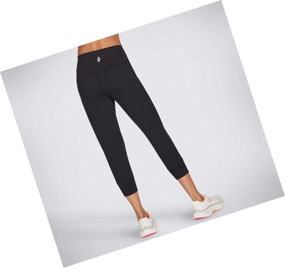 Pantalones Jogger Skechers GOWALK Evolution Crop Mujer Negras | 5209X_AR