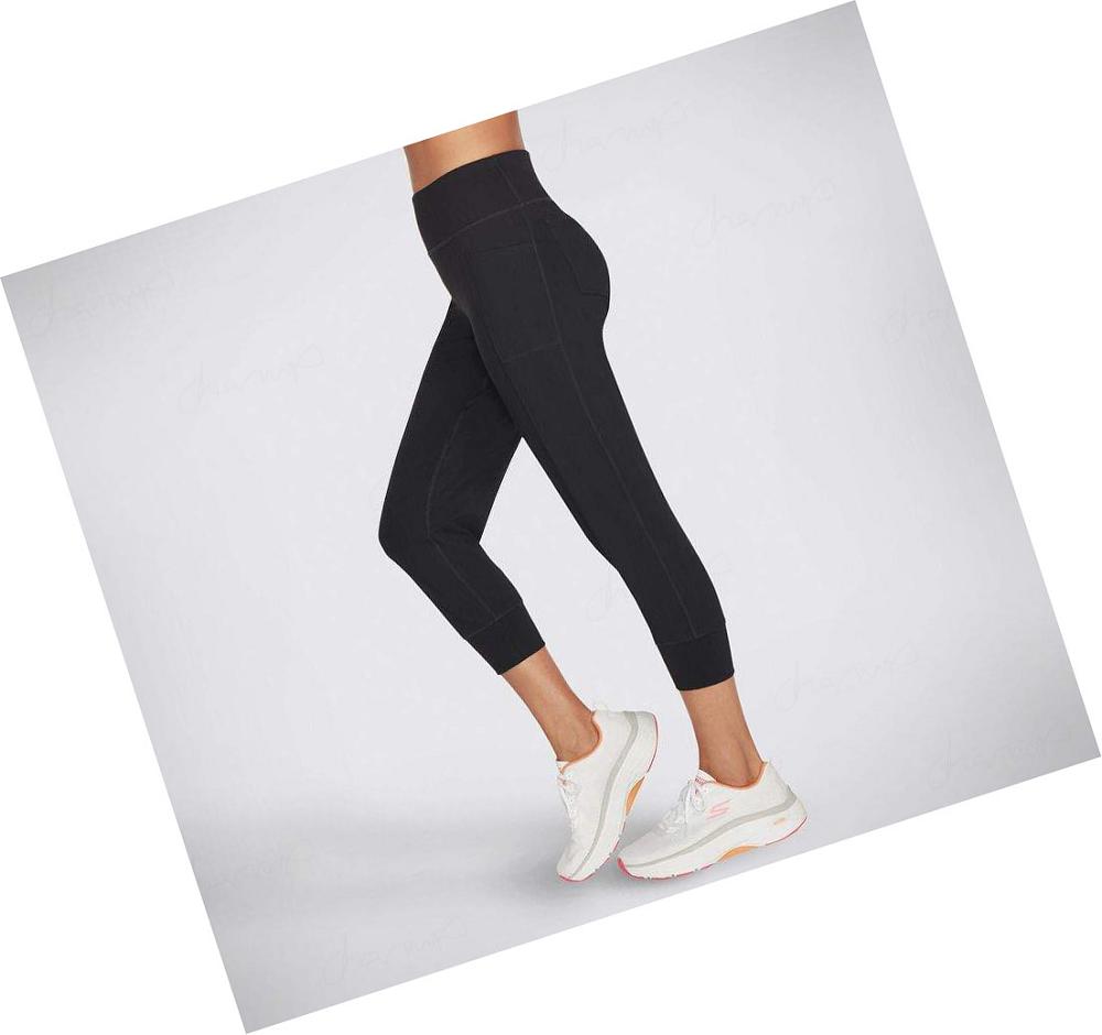 Pantalones Jogger Skechers GOWALK Evolution Crop Mujer Negras | 5209X_AR