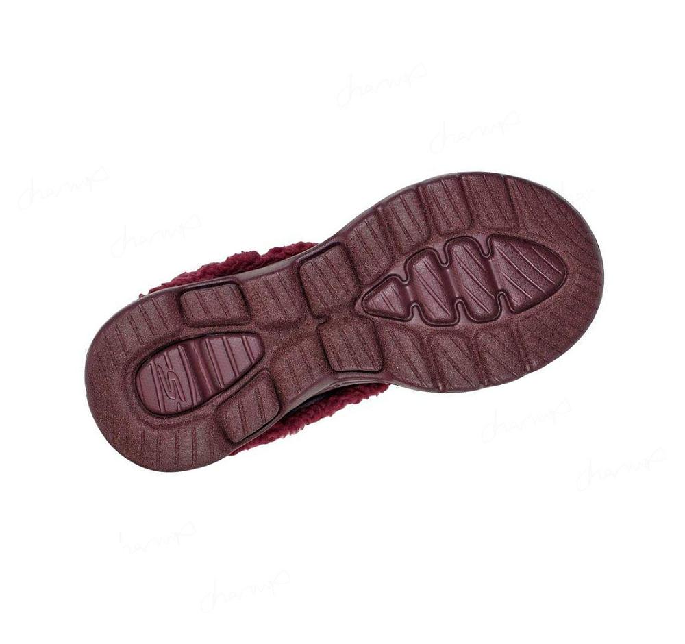 Pantuflas Skechers Foamies: GO WALK 5 Forro - Relax Mujer Burdeos | 6AT6K_AR