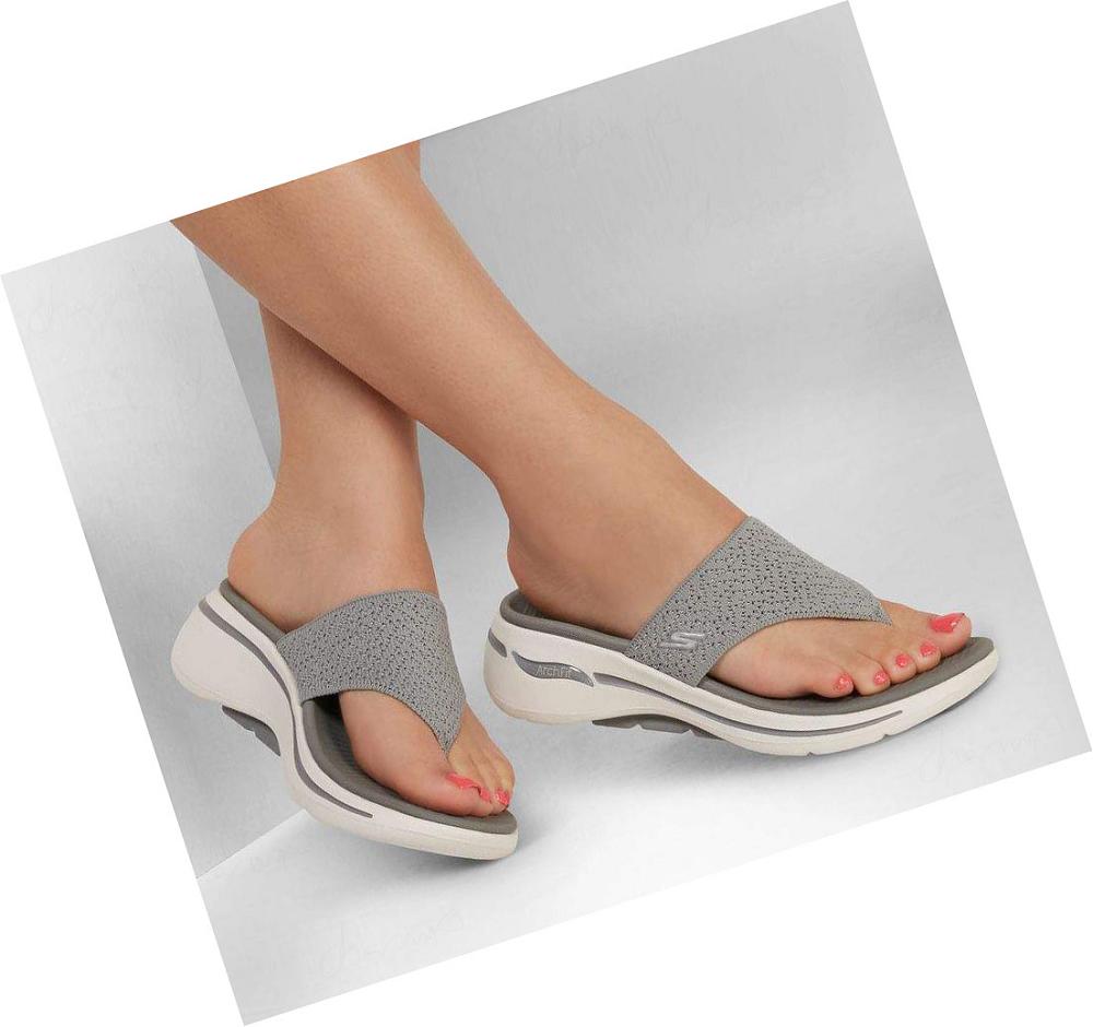 Sandalias Skechers GO WALK Arch Fit - Weekender Mujer Gris | 5A30B_AR