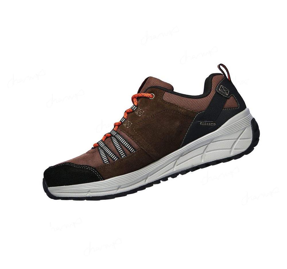 Zapatillas Para Caminar Skechers Relaxed Fit: Equalizer 4.0 Trail Hombre Marrones | A181G_AR