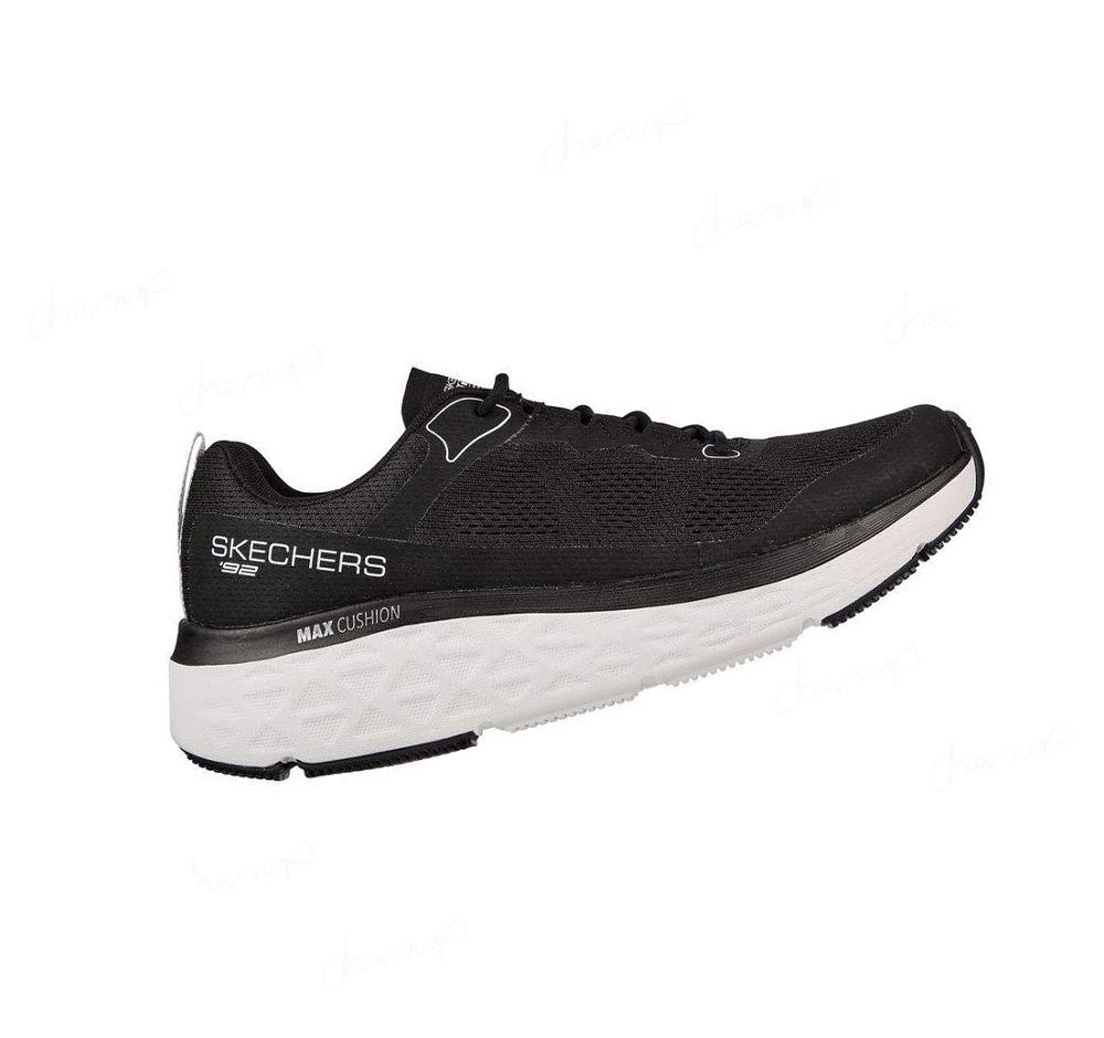 Zapatillas Running Skechers Max Cushioning Delta Hombre Negras Blancas | 6125B_AR