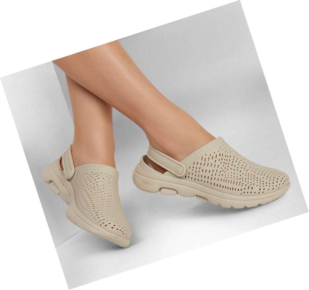 Zapatillas Sin Cordones Skechers Foamies: GOwalk 5 - Harmony Mujer Beige | I5T13_AR