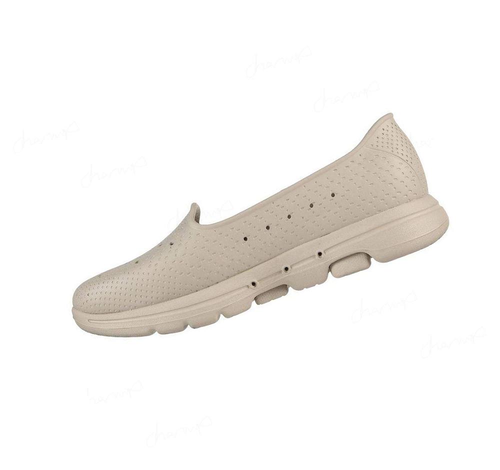 Zapatillas Sin Cordones Skechers Foamies: GOwalk 5 - Mystified Mujer Beige | I696L_AR