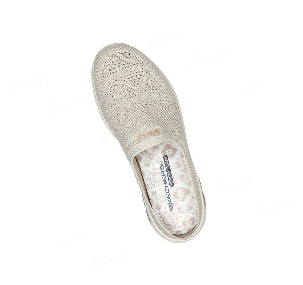 Zapatillas Sin Cordones Skechers Relaxed Fit: Commute Time - In The Clear Mujer Beige | A838W_AR