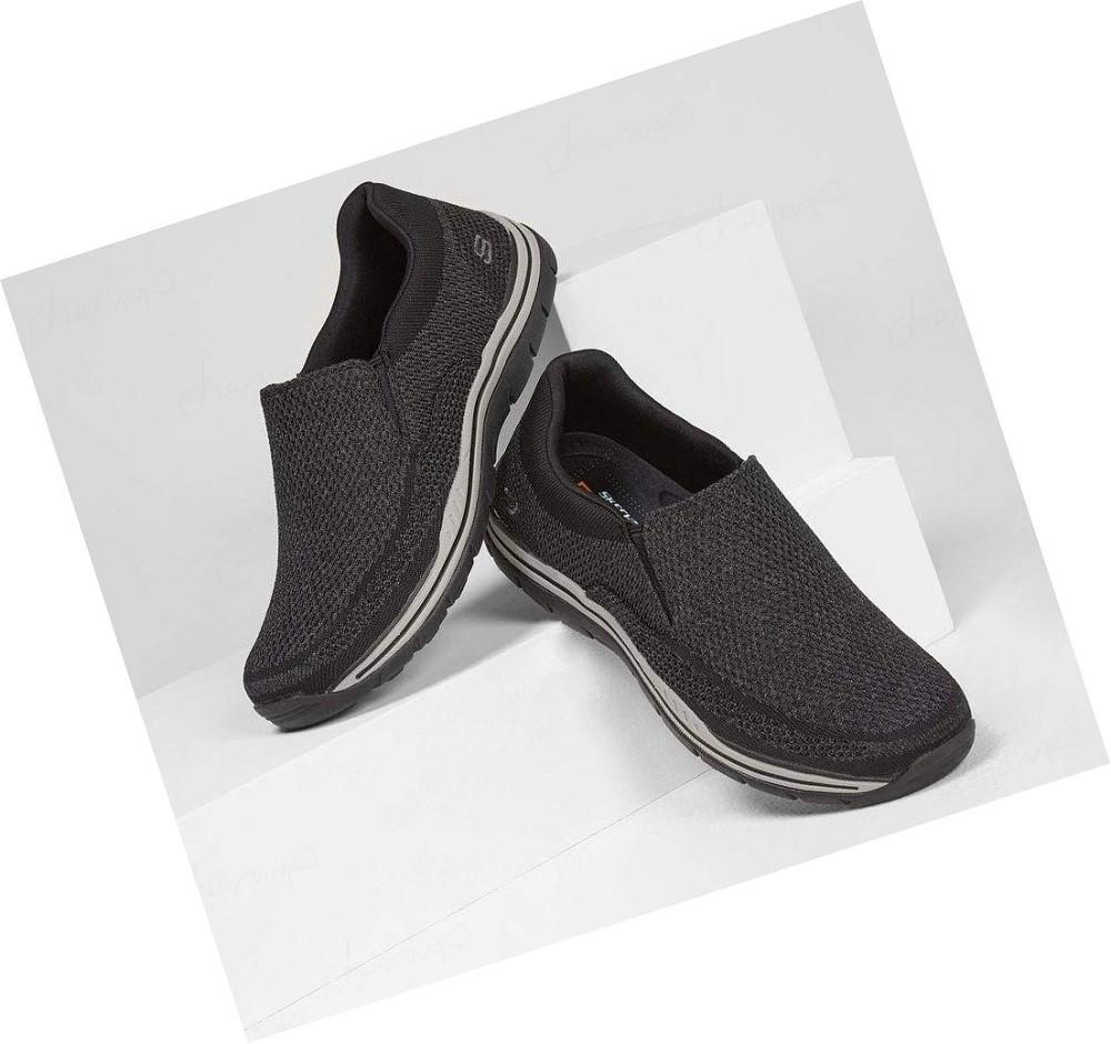 Zapatos Casuales Skechers Relaxed Fit: Expected - Gomel Hombre Negras | IA933_AR