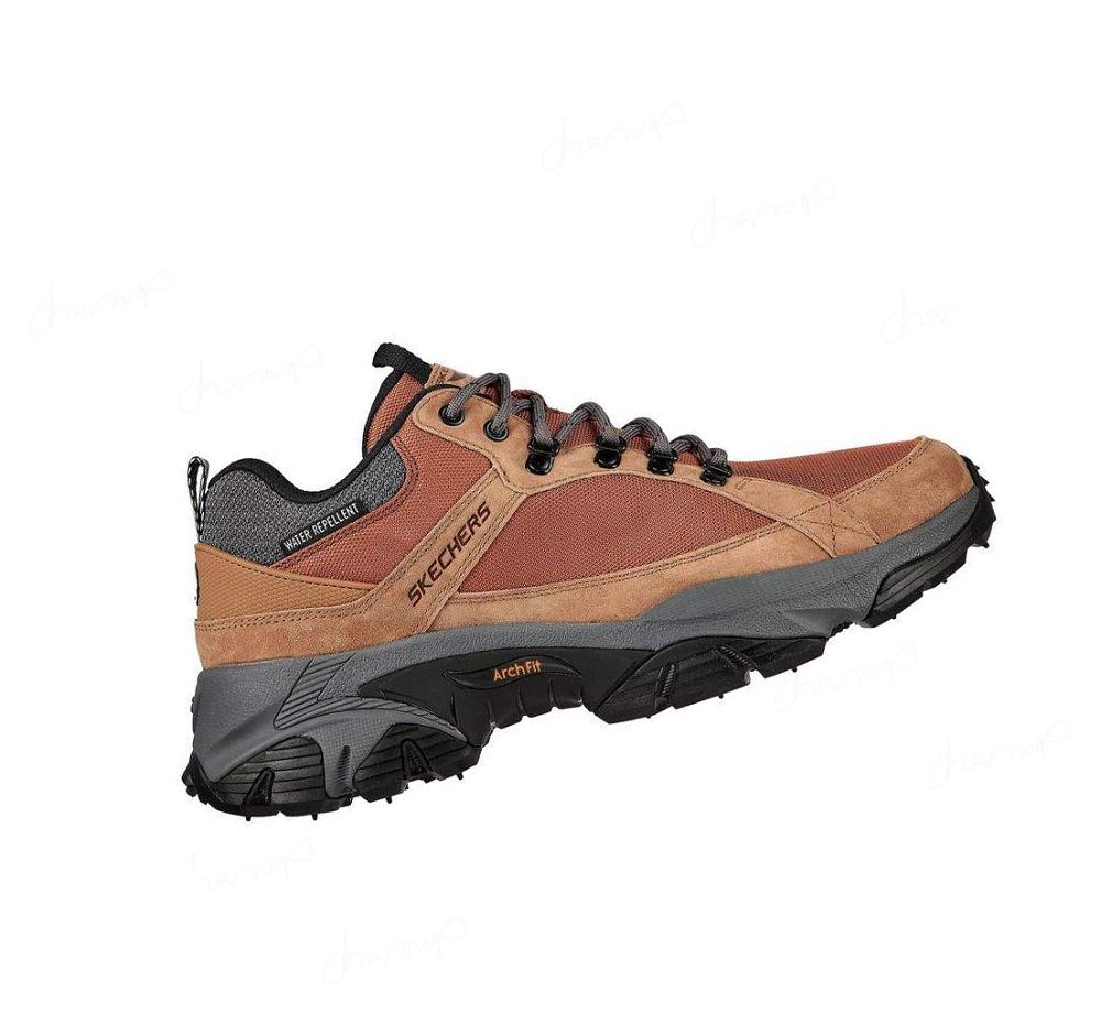 Zapatos De Senderismo Skechers Arch Fit Phantom - Upshift Hombre Marrones | A108A_AR